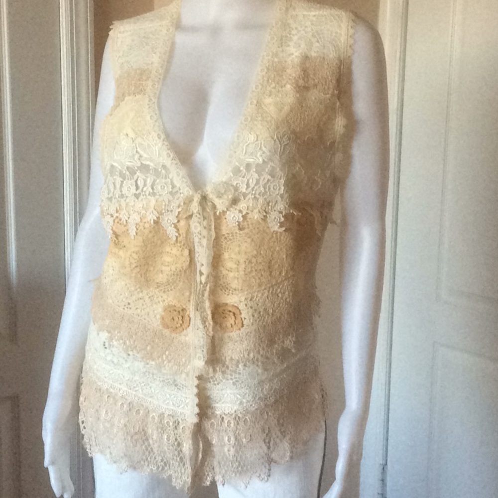 Karen Kane vest